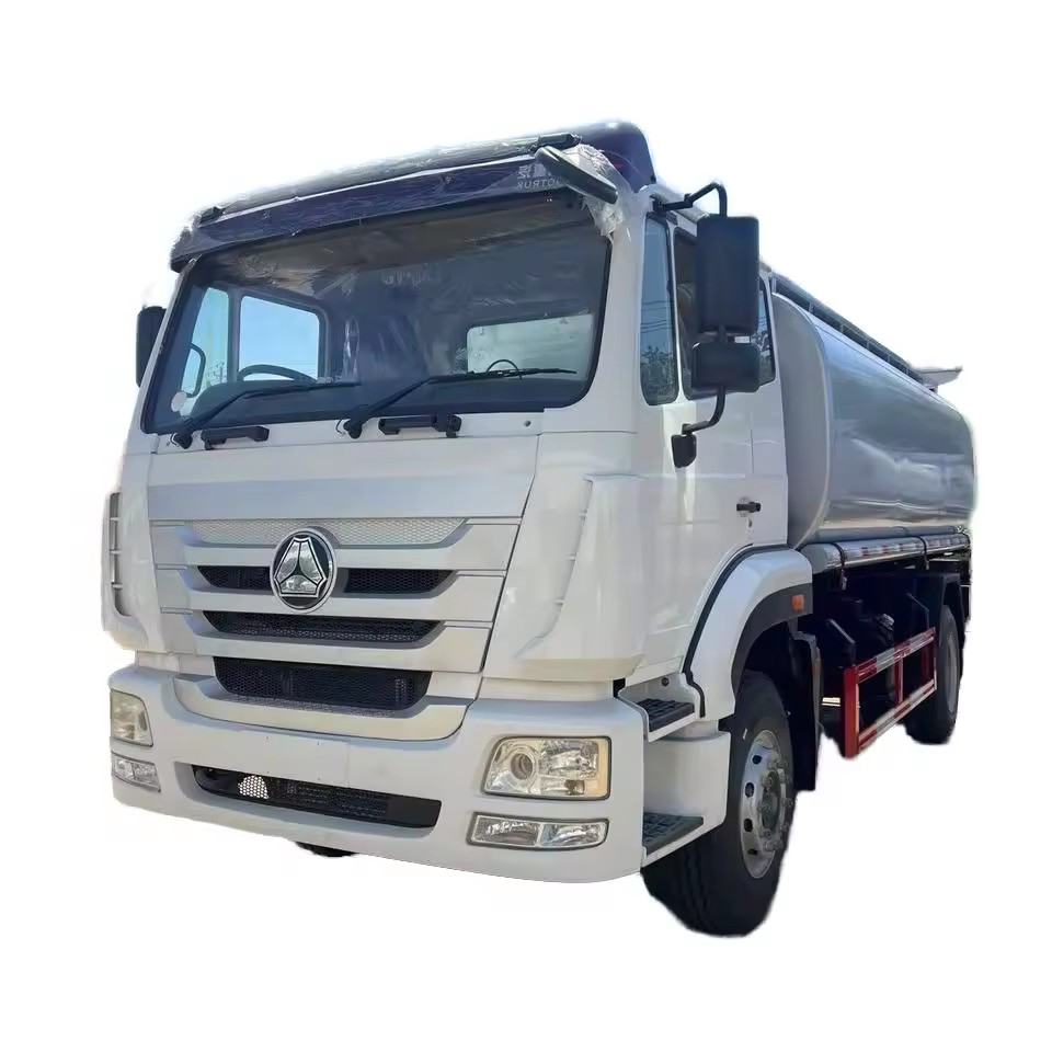 Xe Tải Dầu Sinotruk HOWO 220 HP 15m3