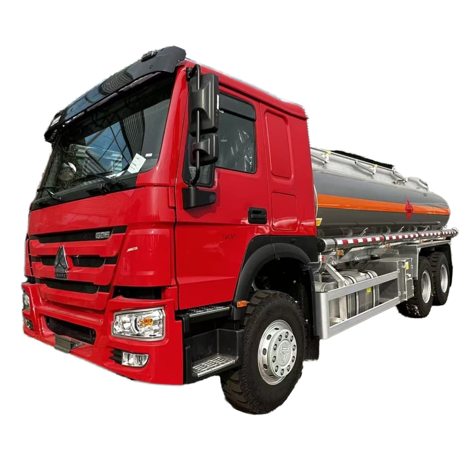 Xe Tải Bể Nhi&ecirc;n Liệu Hợp Kim Nh&ocirc;m HOWO 20Ton Với M&aacute;y đo Lưu Lượng, Khung Xe Nổi T