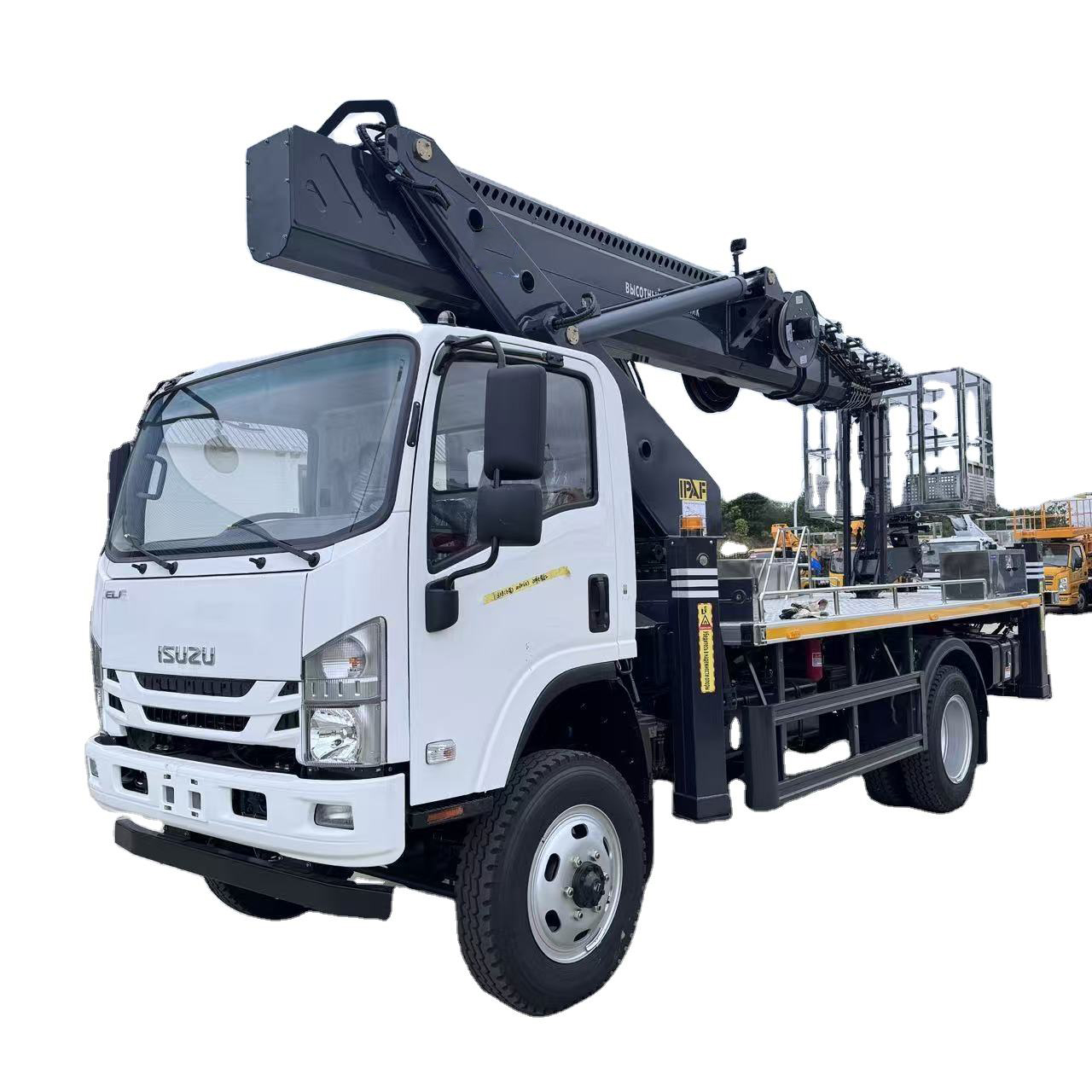 Xe L&agrave;m Việc Tr&ecirc;n Kh&ocirc;ng Isuzu N Series 4x4 đ&aacute;ng Tin Cậy, Thang M&aacute;y B
