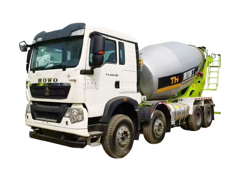 Xe Tải Trộn B&ecirc; T&ocirc;ng Howo 8x4 Xe Tải Bơm B&ecirc; T&ocirc;ng 8 CBM Xe Tải Trộn Xi Măng Tự