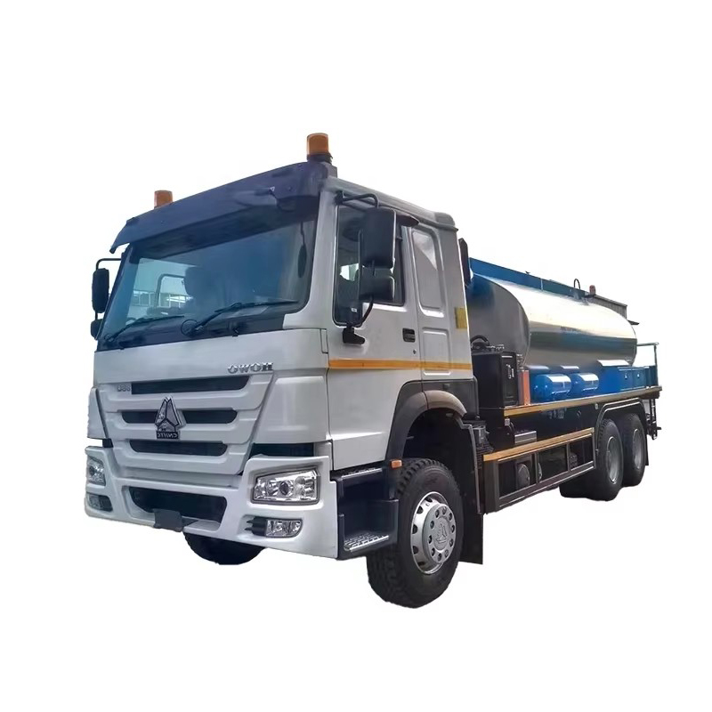 Howo 15 Tấn M&aacute;y &eacute;p đường 6x4 Nhựa đường Ph&acirc;n Phối Xe Tải M&aacute;y Phun Dầu N&o