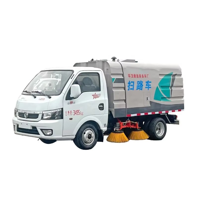 Xe Tải Qu&eacute;t đường Ch&acirc;n Kh&ocirc;ng Dongfeng Mini 2000L Xe Tải L&agrave;m Sạch đường Phố
