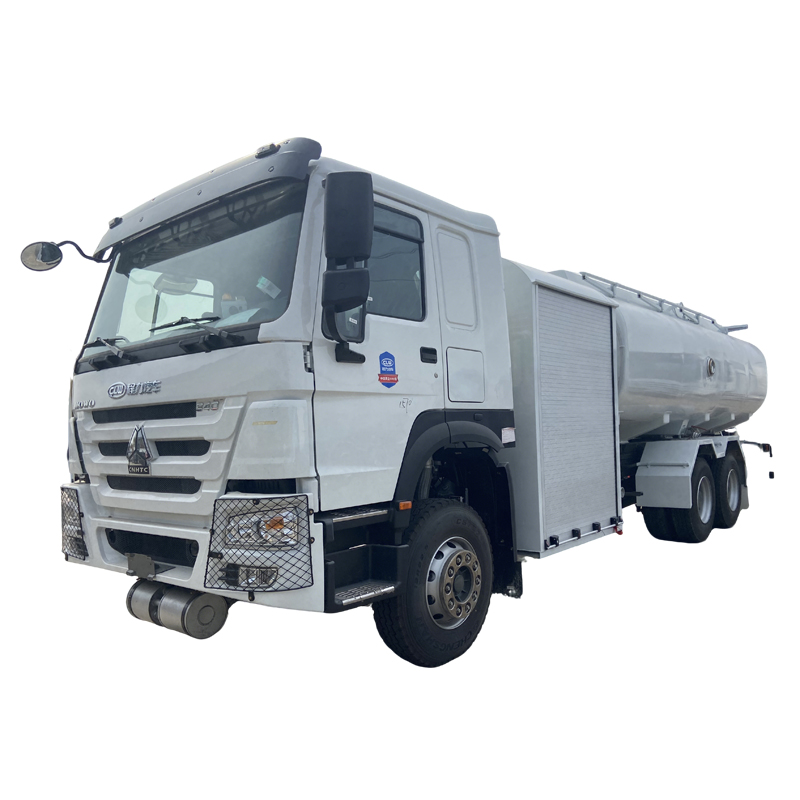 Xe Tải Tiếp Nhi&ecirc;n Liệu M&aacute;y Bay CNHTC HOWO 20000L