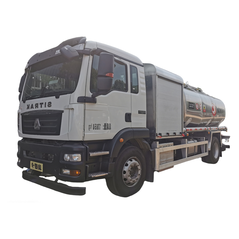Xe Tải Tiếp Nhi&ecirc;n Liệu M&aacute;y Bay SINOTRUK 4 &times; 4 13.6m3